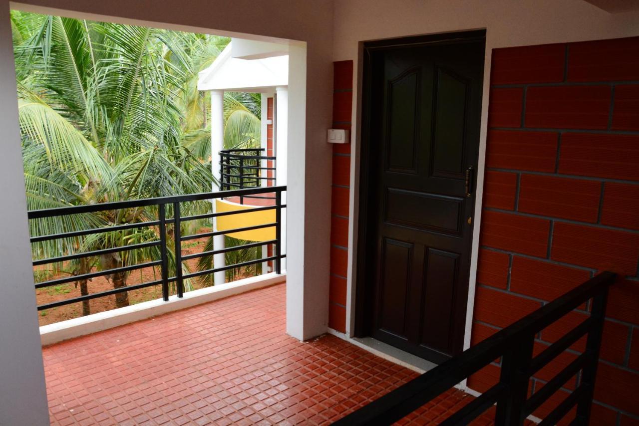 Claynest Resorts Kuttalam  Bagian luar foto