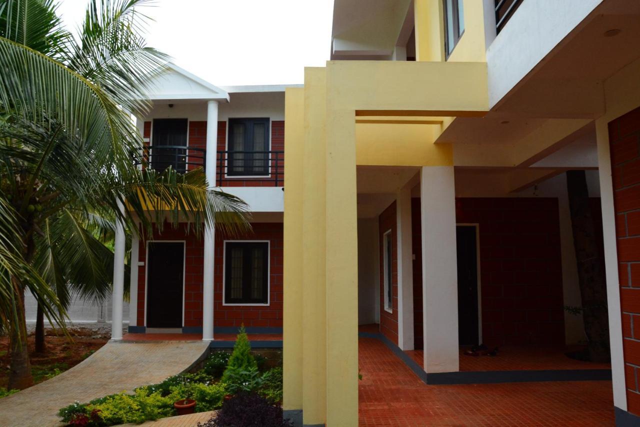 Claynest Resorts Kuttalam  Bagian luar foto