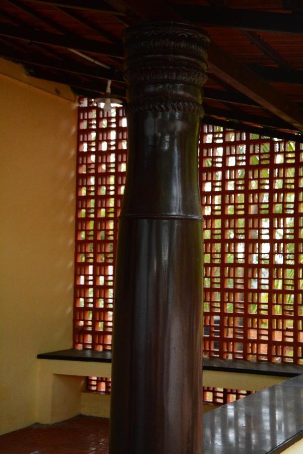 Claynest Resorts Kuttalam  Bagian luar foto