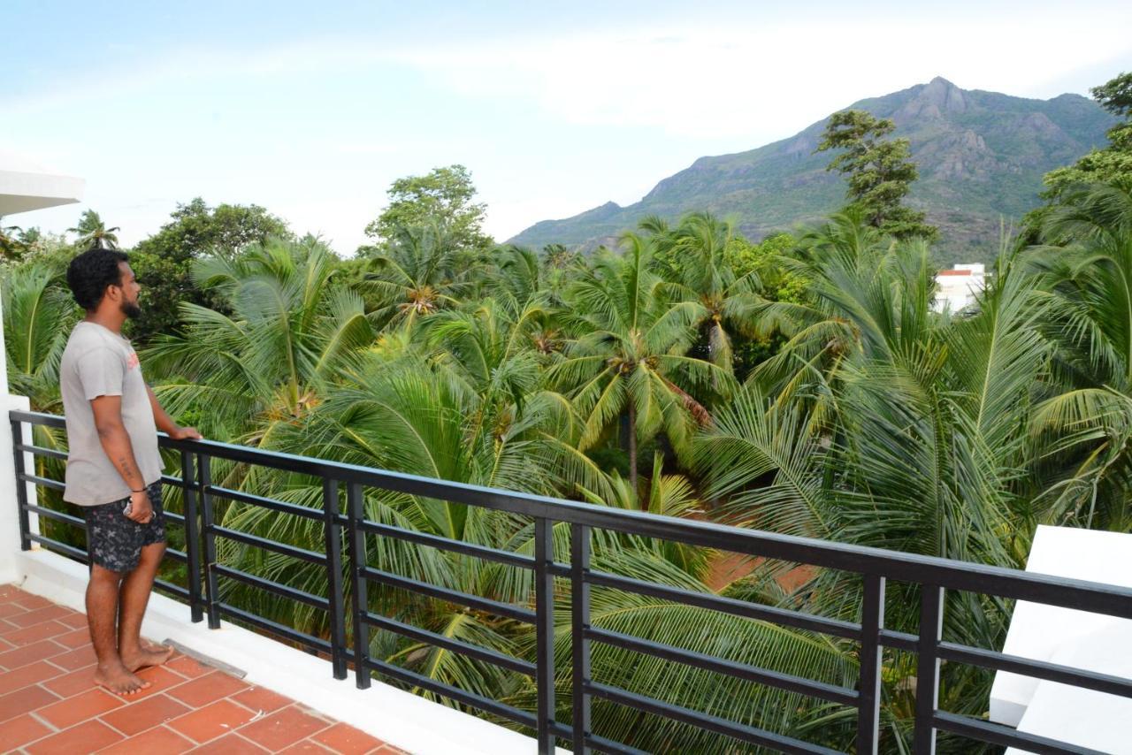 Claynest Resorts Kuttalam  Bagian luar foto